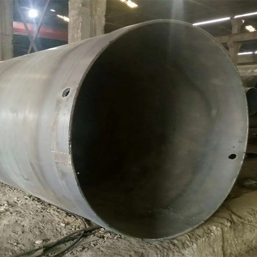 选择柳州钢护筒的材质时，主要考虑哪些因素